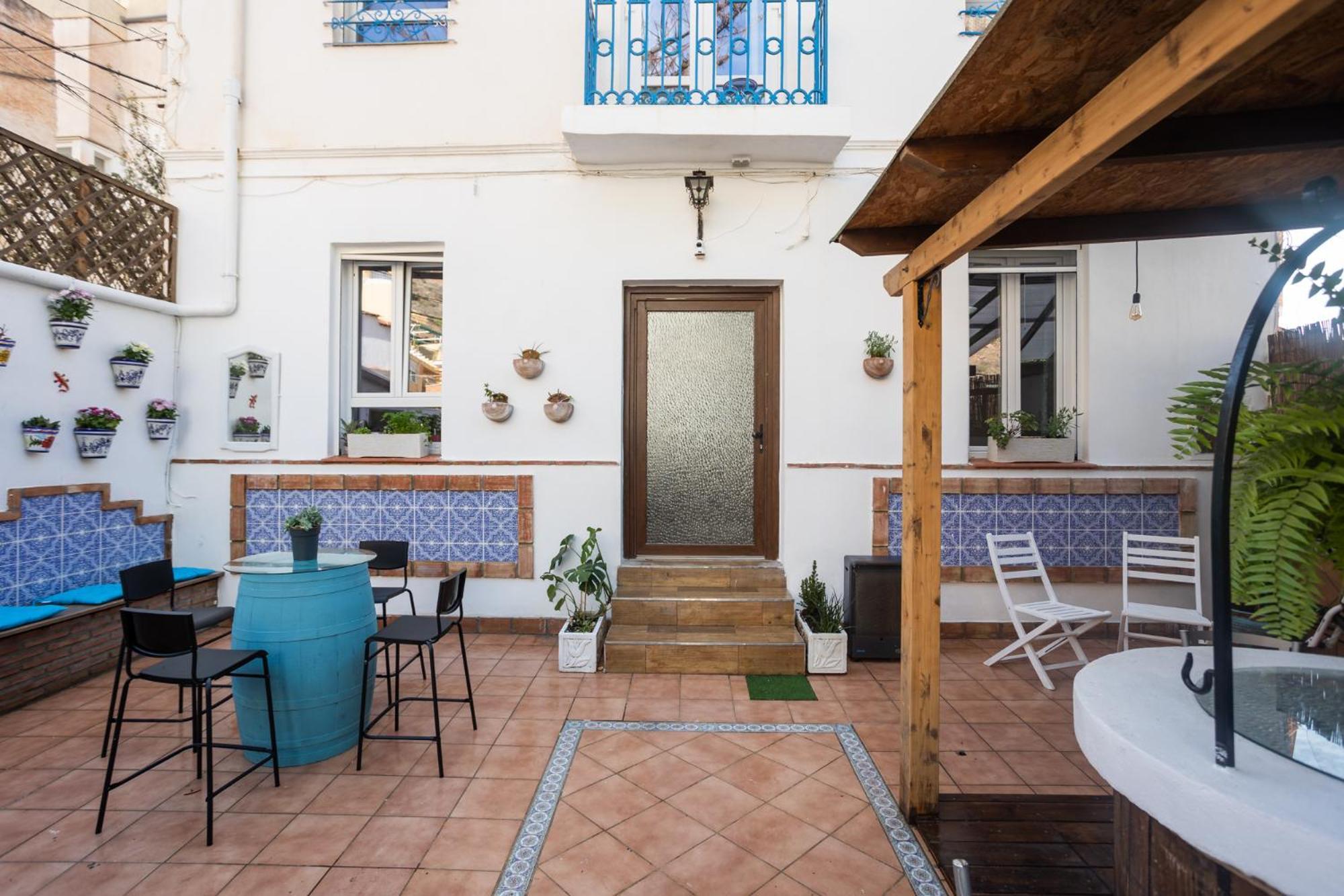 Naim Guest House Malaga Centro Luaran gambar