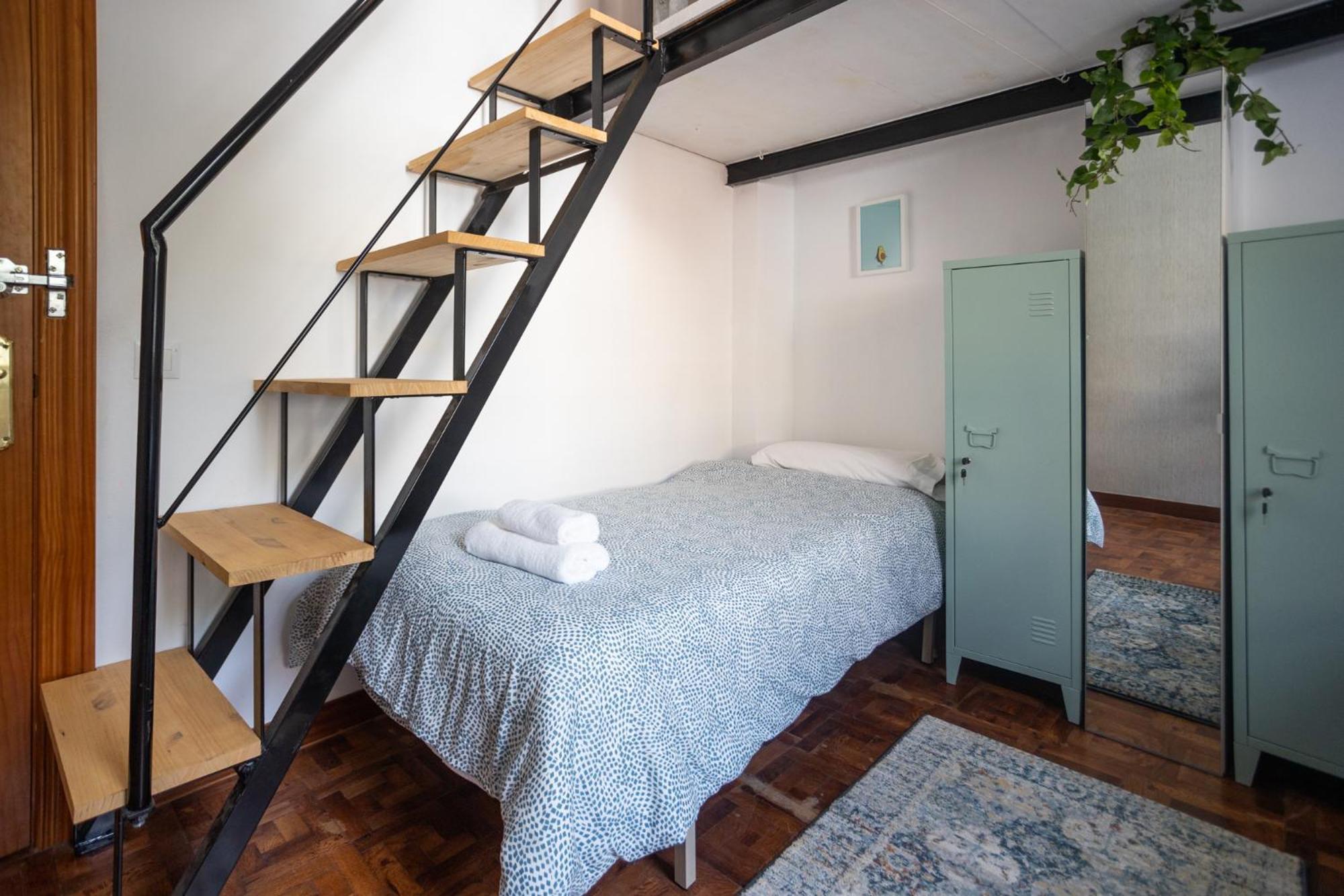Naim Guest House Malaga Centro Luaran gambar