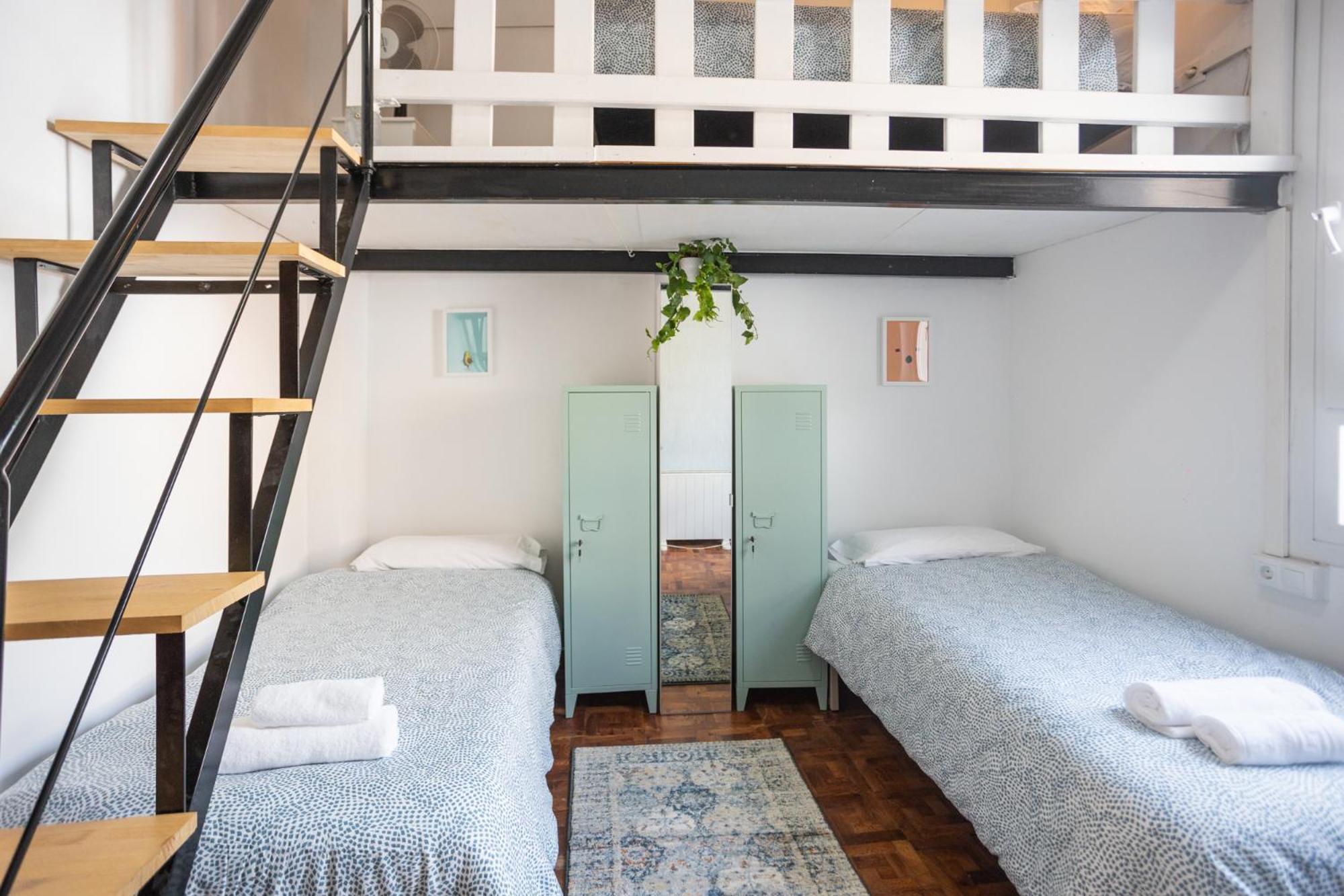 Naim Guest House Malaga Centro Luaran gambar