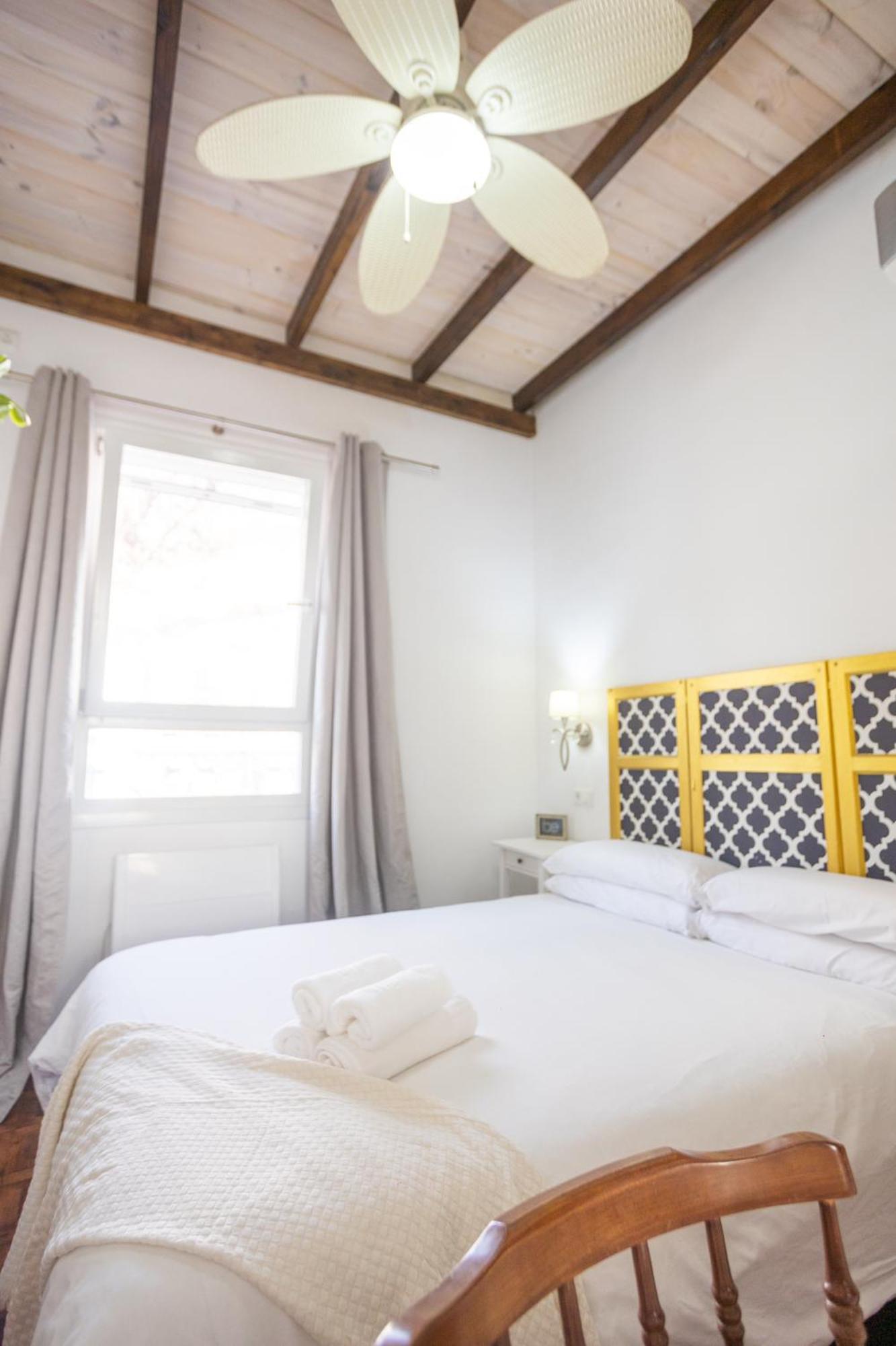 Naim Guest House Malaga Centro Luaran gambar