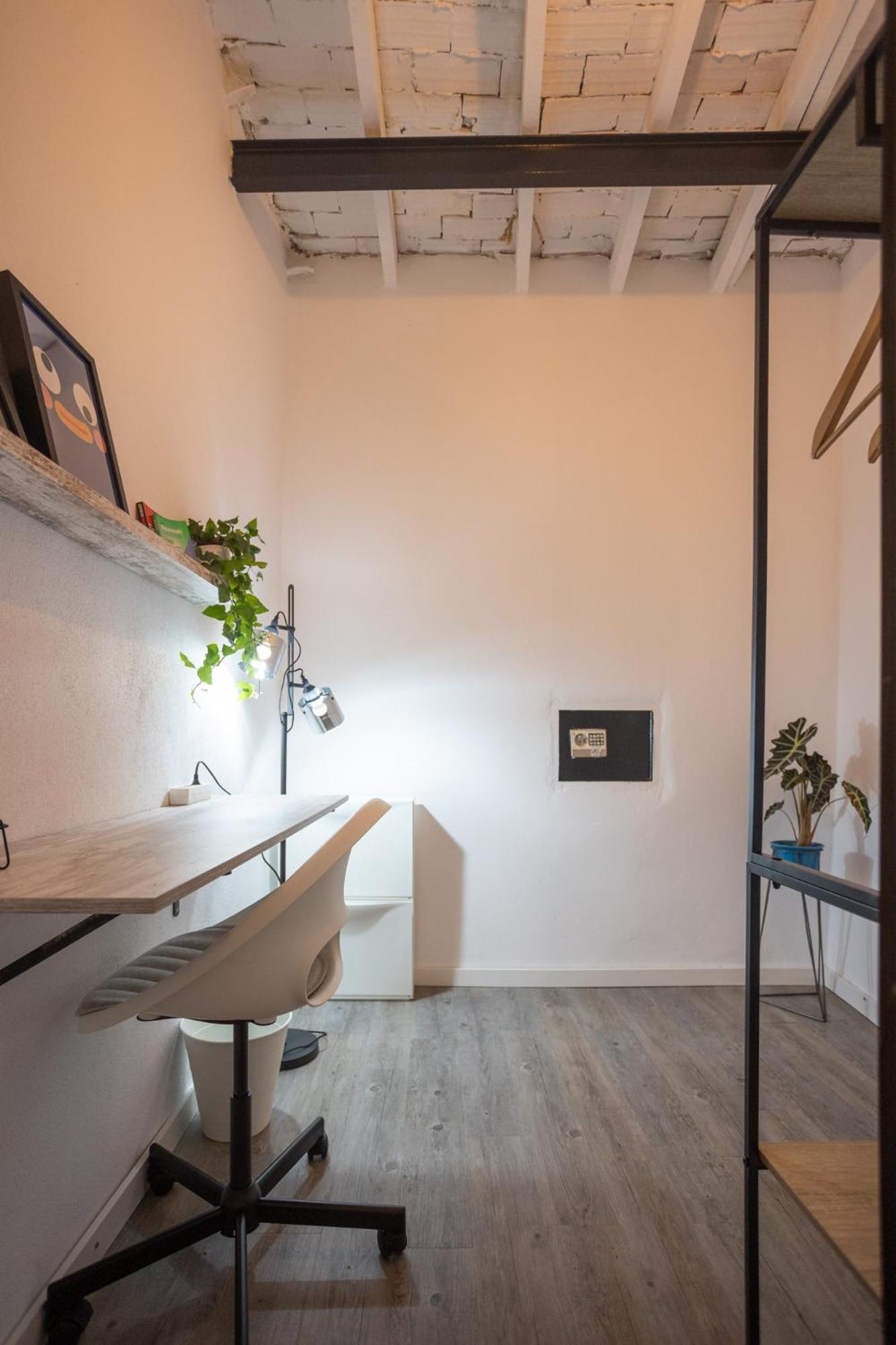 Naim Guest House Malaga Centro Luaran gambar