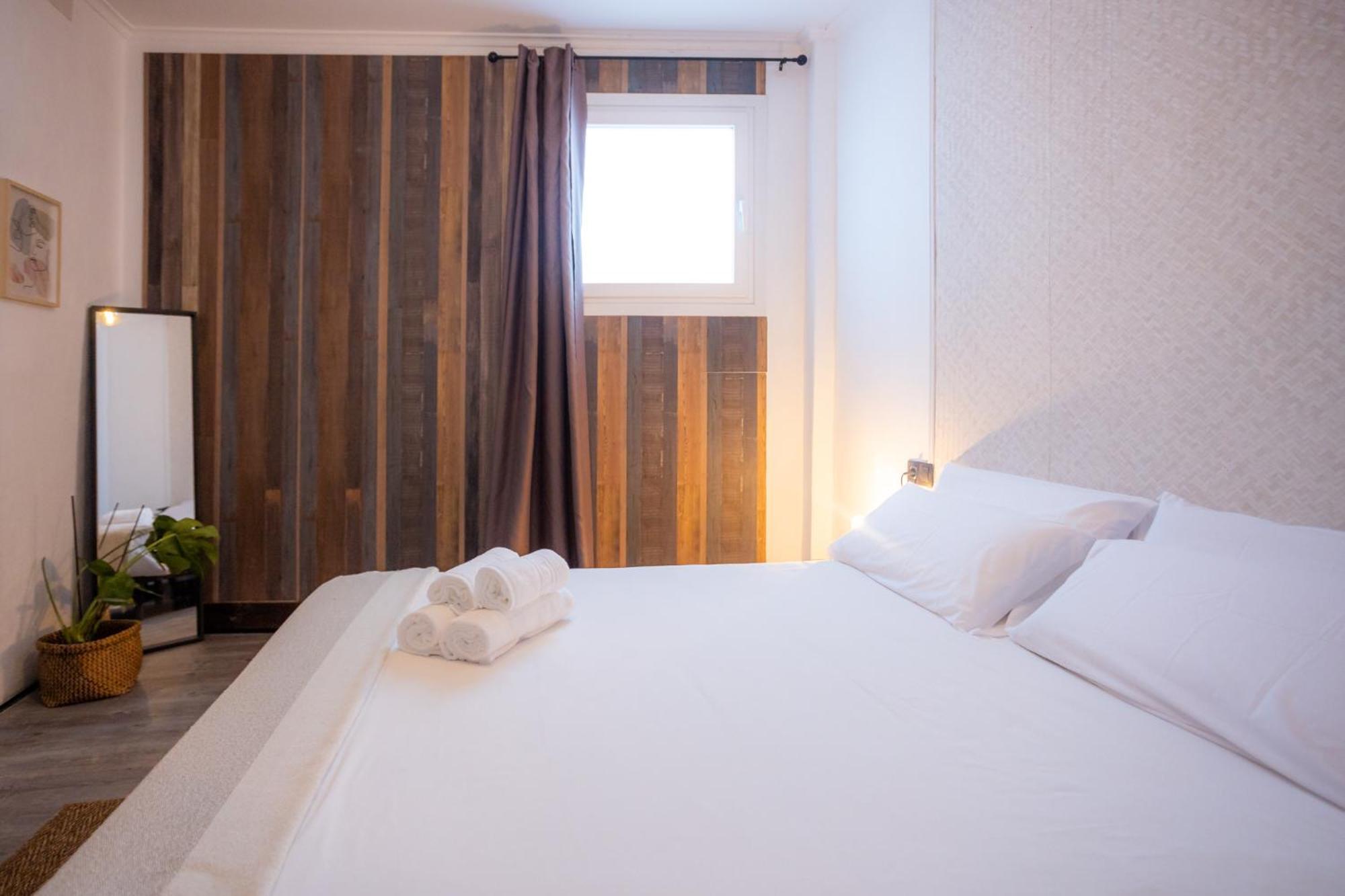 Naim Guest House Malaga Centro Luaran gambar