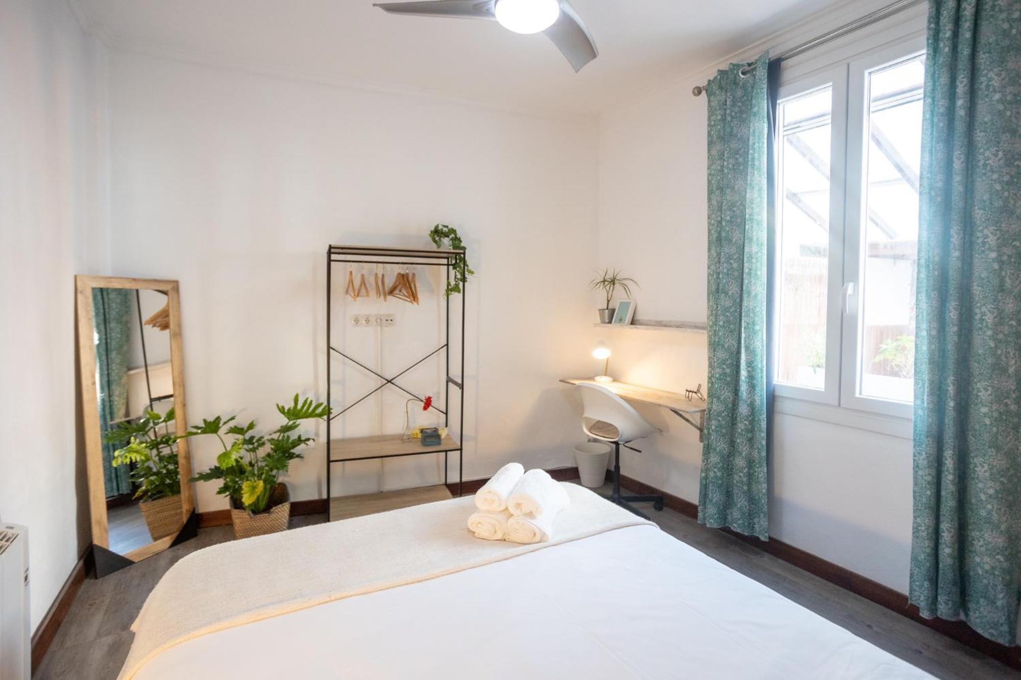 Naim Guest House Malaga Centro Luaran gambar